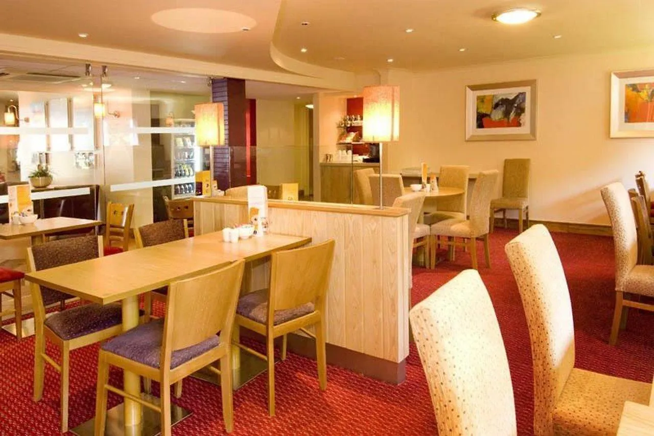 Premier Inn Birmingham South - Hall Green 3*,